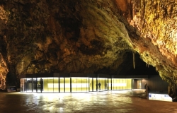 Prva pošta na svetu u pećini u Postojnskoj jami u Sloveniji