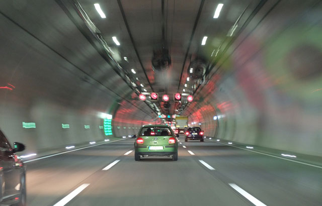 Probijen još jedan tunel na Koridoru 11 kod Takova (video)