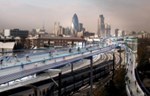 Norman Foster predlaže „biciklističku utopiju“ iznad londonske železnice