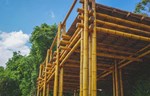Nabijena zemlja i bambus za ekološki i troškovno prihvatljivije kuće